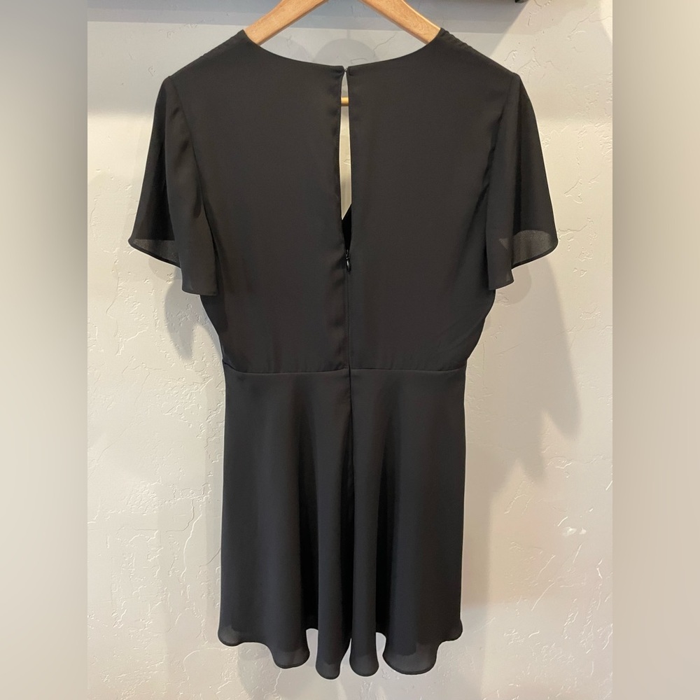 Express Black chiffon Mini skater Dress size 8 - Picture 4 of 8